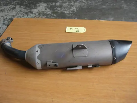 UITLAAT Yamaha YZF R1 2004 - 2006