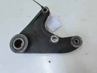 ACHTER REMKLAUW Triumph Sprint 900 Executive 1997 - 1998