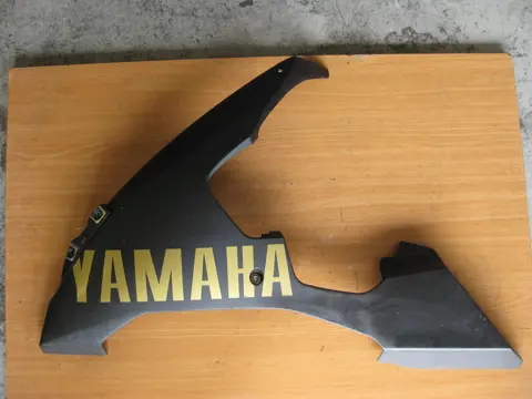 LINKER ONDERKUIP Yamaha YZF R1 2004 - 2006