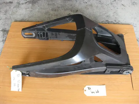 ACHTER BRUG Yamaha YZF R1 2004 - 2006