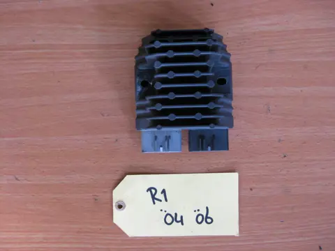 SPANNINGSREGELAAR Yamaha YZF R1 2004 - 2006