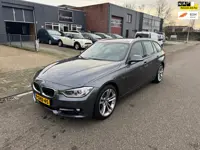 BMW 3-serie Touring 320i High Executive AUT 2013 | HEAD-UP | LEER | STOELVW