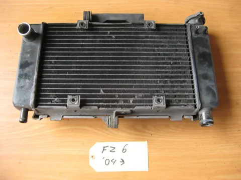 RADIATEUR Yamaha FZ6 2004 - 2007