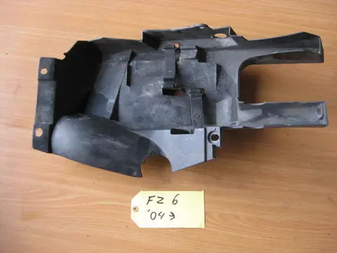 ACHTER SPATBORD Yamaha FZ6 2004 - 2007