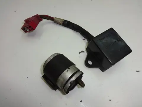 RELAIS Honda CM 400 T 1980 - 1984