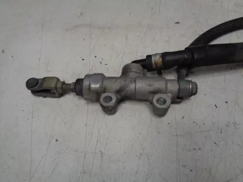 ACHTER REMKLAUW Kawasaki ZZR 1100 1993 - 2001
