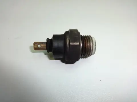 RADIATOR TOEBEHOREN Honda PC 800 1989 - 1990