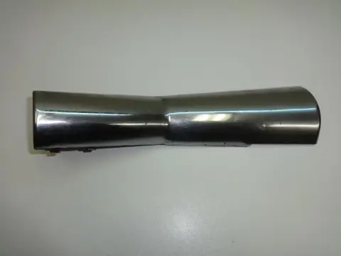 UITLAAT Honda VT 700 750 1983 - 1985