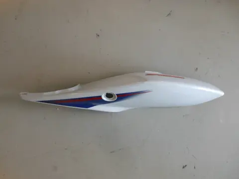LINKER ACHTERKANT Suzuki GSX R 750 2006 - 2007