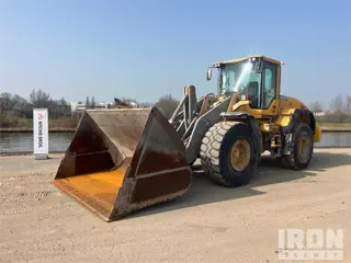 Volvo L120G (bj 2013)