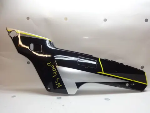 LINKER ACHTERKANT Honda NSR 400 1983 - 1986