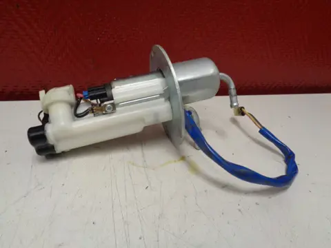BRANDSTOFPOMP Kawasaki Z 750 2011 - 2013