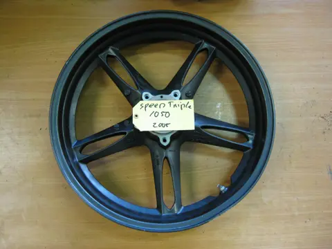 VOORVELG Triumph Speed Triple 1050 2005 - 2007