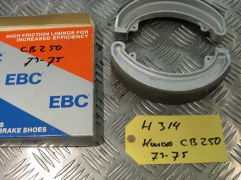 REMBLOKKEN VOOR Honda CB 250 1990 - 1993