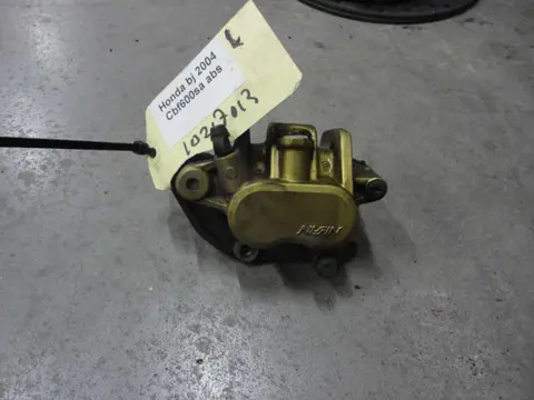 REMKLAUW LINKS VOOR Honda CBF 600 2004 - 2007