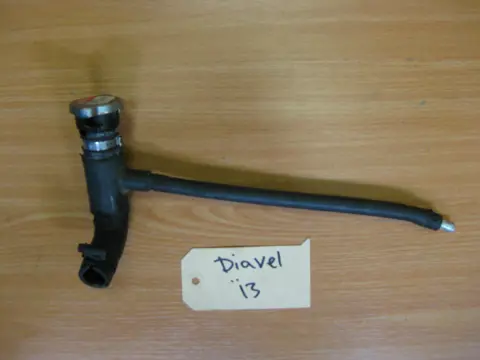 RADIATOR TOEBEHOREN Ducati Diavel 2011 - 2015