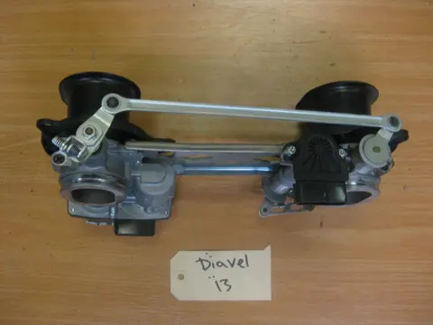 GASKLEPHUIS Ducati Diavel 2011 - 2015