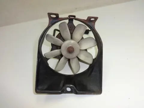 VENTILATOR Honda VF 700 750 F 1982 - 1985