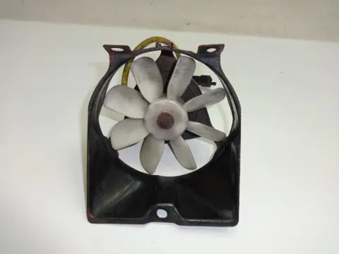 VENTILATOR Honda VF 700 750 F 1982 - 1985