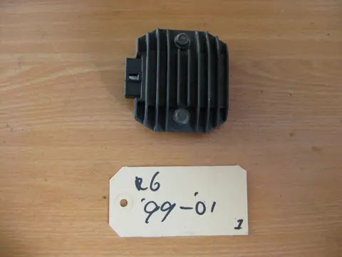 SPANNINGSREGELAAR Yamaha YZF R6 1998 - 2002