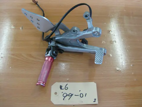 RECHTER SCHETSPLAAT Yamaha YZF R6 1998 - 2002