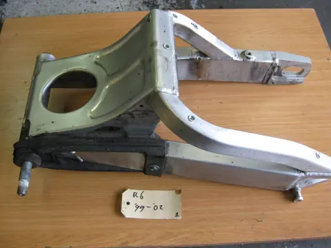 ACHTER BRUG Yamaha YZF R6 1998 - 2002
