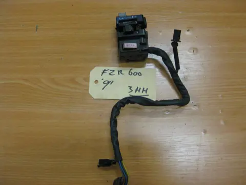 STUURSCHAKELAAR LINKS Yamaha FZR 600 1992 - 1994
