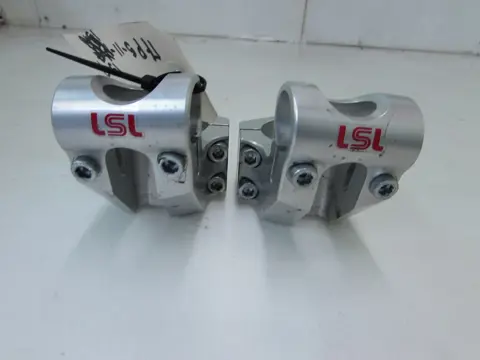 CLIP ON LINKS Overig Onbekend Unknown 1950 - 2011