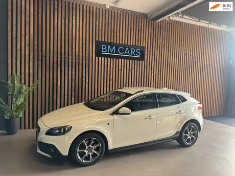 Volvo V40 Cross Country 1.5 T3 Ocean Race Automaat,Leer,Navi