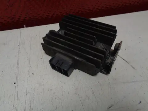 SPANNINGSREGELAAR Kawasaki Z 750 2007 - 2010