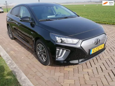 Hyundai IONIQ Premium EV 38 kWh CLIMA LEATHER ** 9999 NETTO **