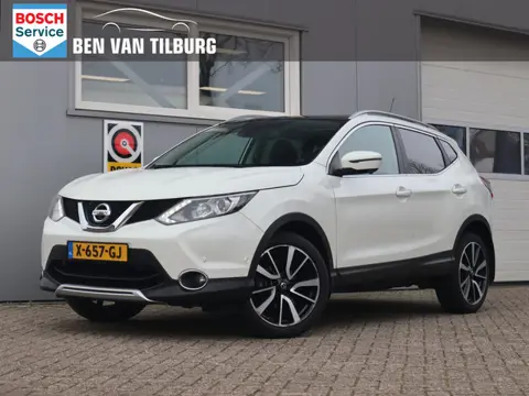 Nissan QASHQAI 1.6 Tekna 164PK / 360° camera / trekhaak / Pano / Leder /