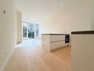 Woning aan de Groot Hertoginnelaan te Den Haag