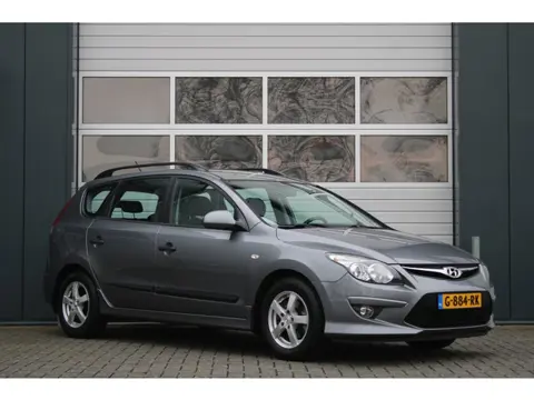 Hyundai I30 CW 1.4i i-Drive Cool Airco/Elek.Ramen/C.V./RadioCD.AUX.USB/15"LM/Isofix/89.074km/APK:04-