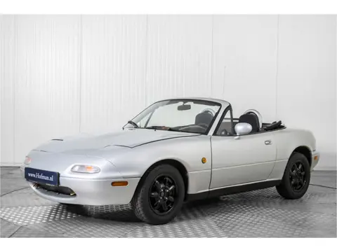 Mazda MX-5 1.6i-16V (bj 1995)