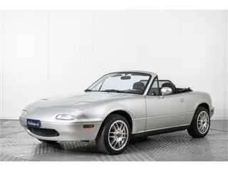 Mazda MX-5 Miata 1.6i 16V (bj 1990)