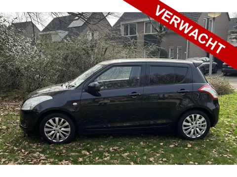 Suzuki Swift 1.2 Exclusive Schuifdak Navi Keyless Stoelverwarming Clima CruiseControl
