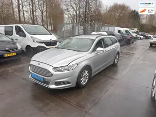 Ford Mondeo Wagon 1.5 TDCi Trend Distrubutie defect.Tandriem defect