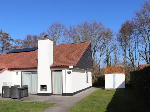 Ruim comfortabel vakantiehuis met riante tuin in het bos