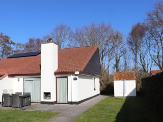 Ruim comfortabel vakantiehuis met riante tuin in het bos