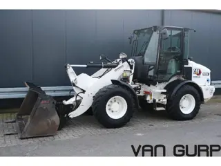 Cat 908M | 2020 | 2596h (bj 2020)