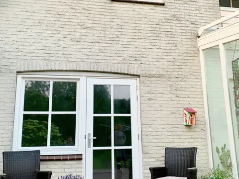 Luxe gastenkamer aan de rand van het centrum van Den Burg