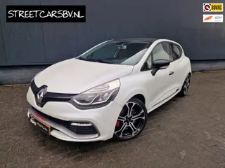 Renault Clio 1.6 R.S. Trophy 220PK Matwit /RS Sound