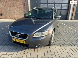 Volvo V50 2.4 D5 Momentum