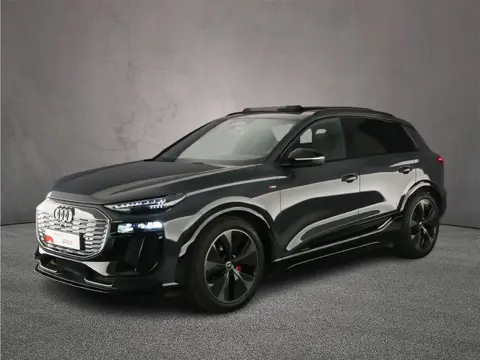 Audi Q6 e-tron S edition 100 kWh Quattro | Trekhaak | B&O | Headup | Pano | Matrix | ACC | Luchtveri