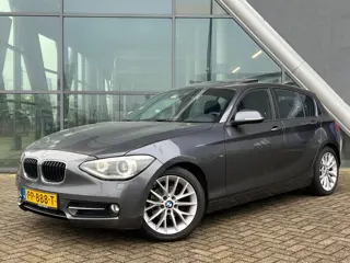 BMW 1-serie 116i Sportline+ 5Drs Automaat, Navi, PDC V-A, Nette Staat!!