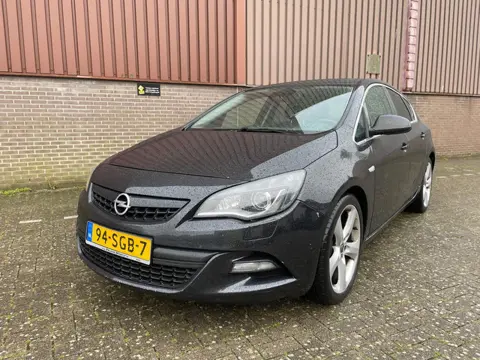 Opel Astra 2.0 CDTi GT 5drs. Pano Leer Navi Clima Cruise