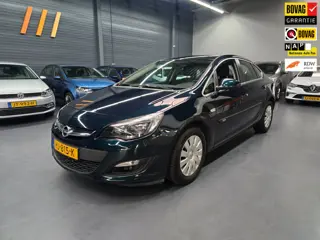 Opel Astra 1.4 Turbo Edition 1E EIGENAAR NAVI BLUETOOTH PARKEER SENSOREN NAP NL AL AUTO