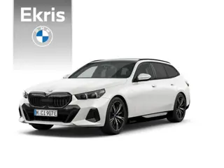 BMW 5 Serie Touring 530e | M Sportpakket Pro | Pano | Trekhaak | Harman Kardon