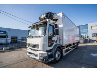 Volvo FLH 290 +CARRIER (bj 2013, automaat)